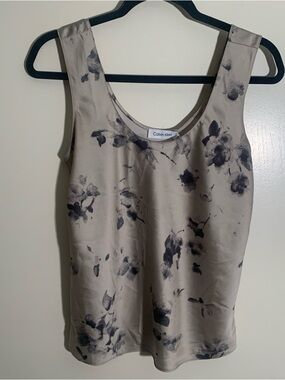 NWT  Calvin Klein Taupe Floral Scoop Neck satin Tank XS